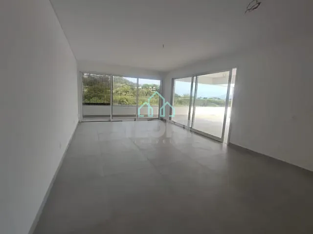 Apartamento 3 quartos e 3 banheiros, à venda, no bairro Itaguá em Ubatuba