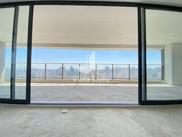 Apartamento com 230m² 3 quartos e 6 banheiros, à venda, no bairro Pinheiros em São Paulo
