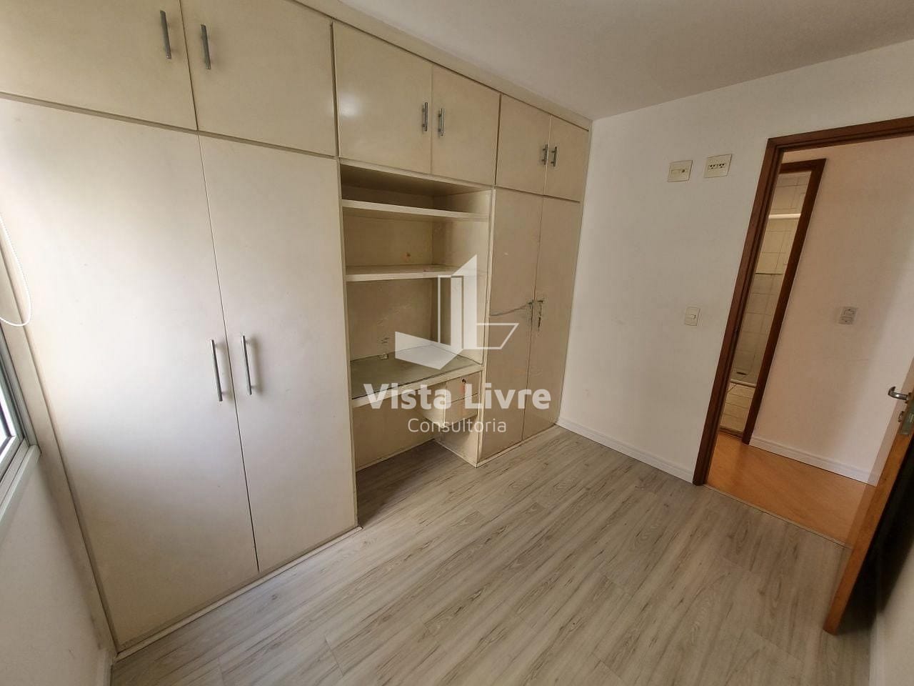 Apartamento à venda com 3 quartos, 80m² - Foto 11