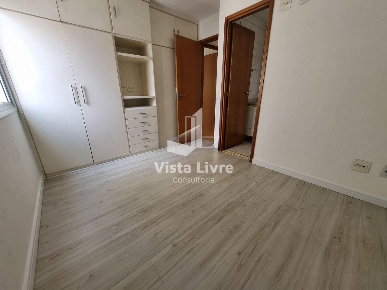 Apartamento à venda com 3 quartos, 80m² - Foto 12