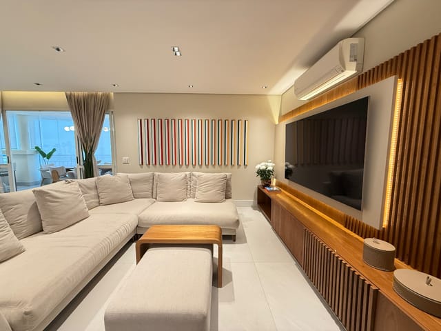 Apartamento com 200m² 3 quartos e 5 banheiros, à venda, no bairro Brooklin Novo em São Paulo