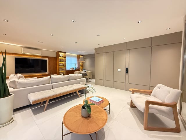 Apartamento com 200m² 3 quartos e 5 banheiros, à venda, no bairro Brooklin Novo em São Paulo