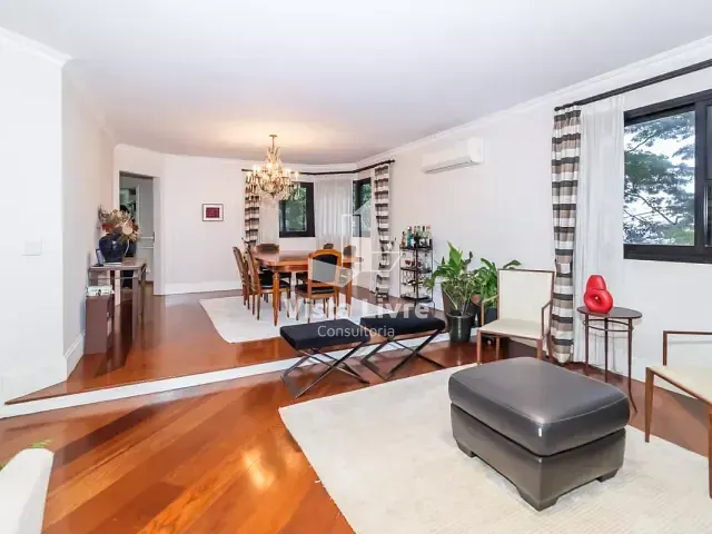 Apartamento com 310m² 5 quartos e 7 banheiros, à venda, no bairro Vila Ida em São Paulo