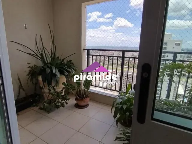 Apartamento com 243m² 4 quartos e 2 banheiros, à venda, no bairro Jardim Aquarius em São José dos Campos