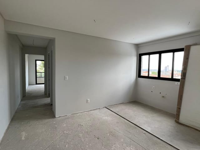Apartamento com 90m² 2 quartos e 2 banheiros, à venda, no bairro Oficinas em Ponta Grossa