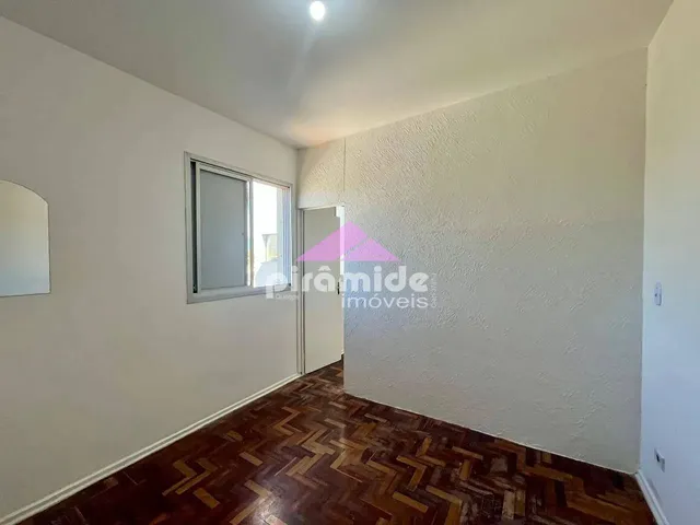 Apartamento com 10m² 1 quarto e 1 banheiro, à venda, no bairro Golfinhos em Caraguatatuba