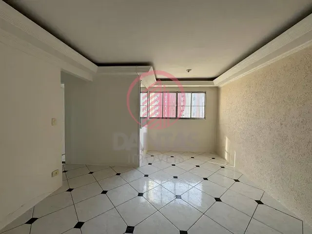 Apartamento 2 quartos e 1 banheiro, para alugar, no bairro Bandeiras em Osasco