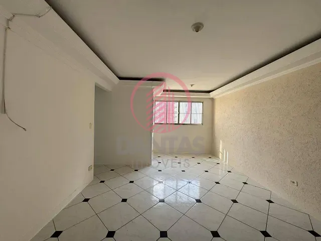 Apartamento 2 quartos e 1 banheiro, para alugar, no bairro Bandeiras em Osasco