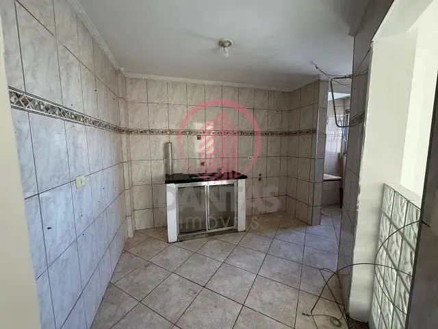 Apartamento 2 quartos e 1 banheiro, para alugar, no bairro Bandeiras em Osasco