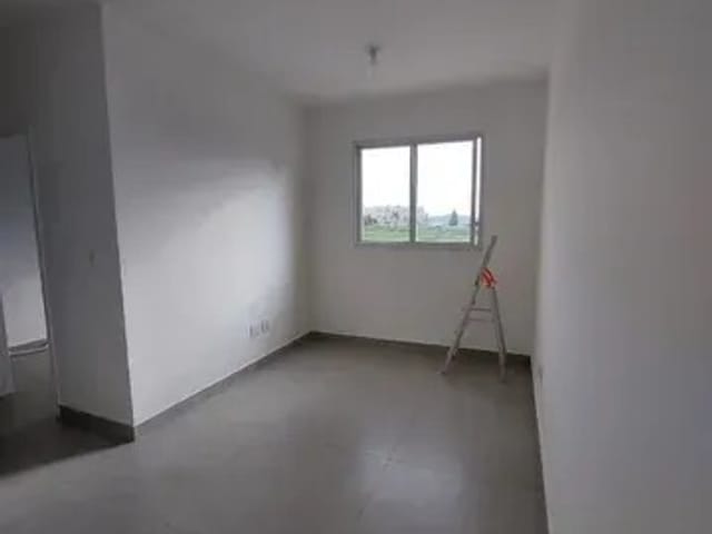 Apartamento 2 quartos e 1 banheiro, à venda, no bairro Jardim Gurilândia em Taubaté