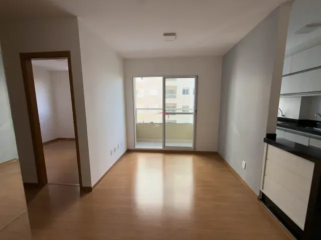 Apartamento 2 quartos e 1 banheiro, à venda ou para alugar, no bairro Gleba Fazenda Palhano em Londrina