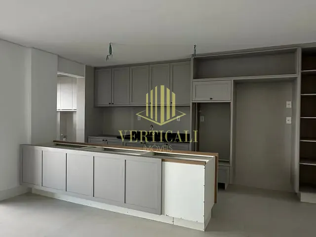 Apartamento com 132m² 3 quartos e 4 banheiros, à venda, no bairro Jardim Aclimação em Cuiabá