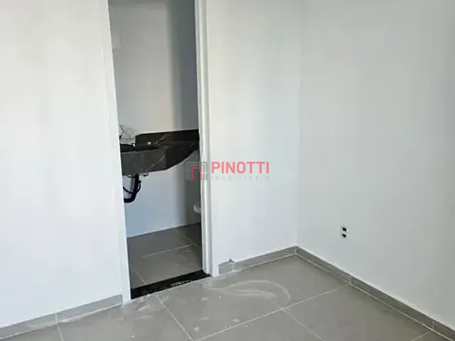 Apartamento 2 quartos e 1 banheiro, à venda, no bairro Baeta Neves em São Bernardo do Campo