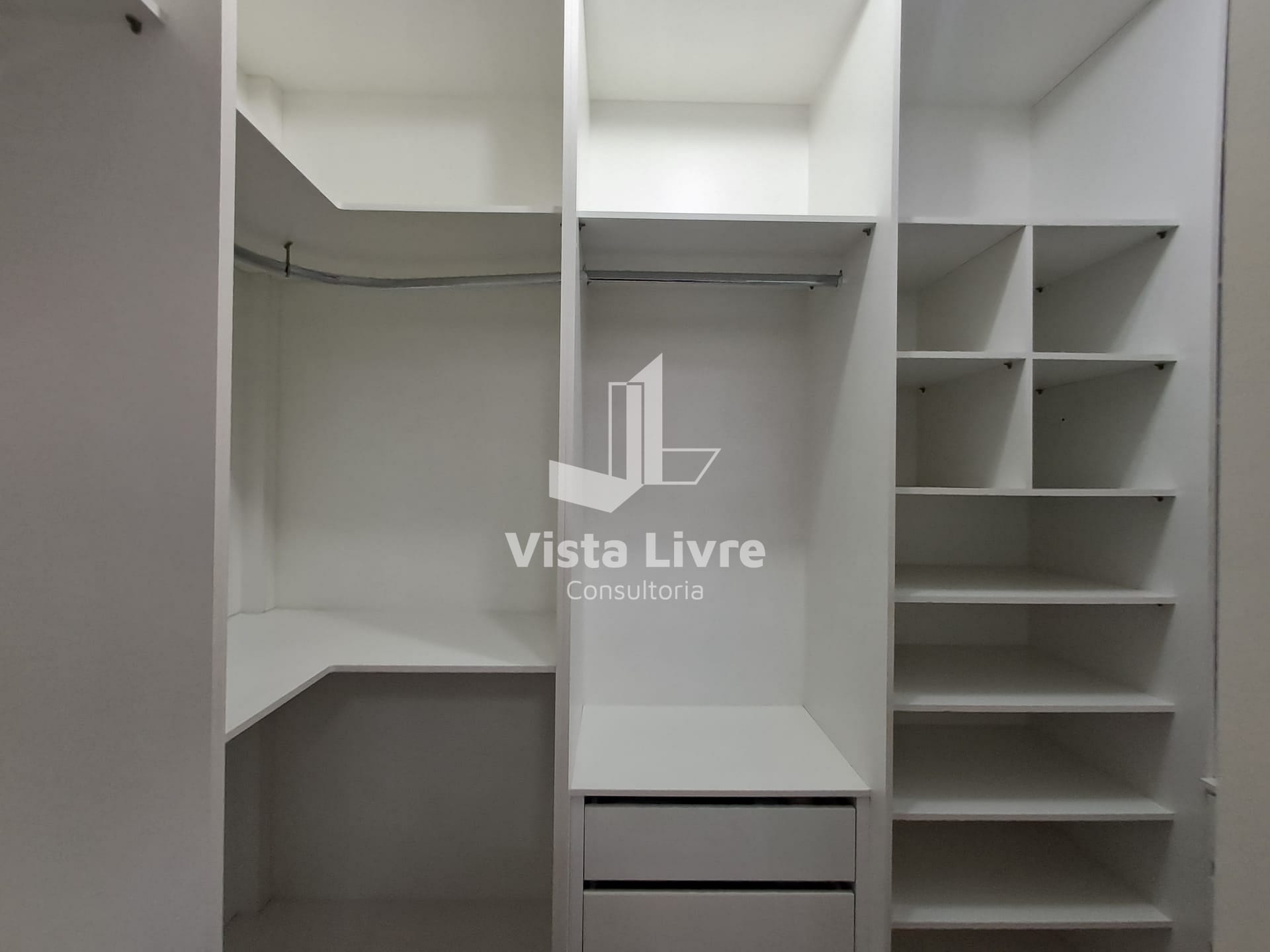 Apartamento à venda com 2 quartos, 62m² - Foto 14