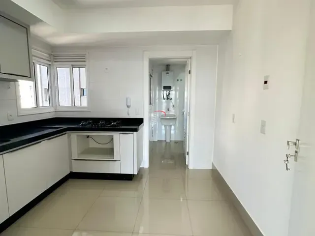 Apartamento 3 quartos e 3 banheiros, para alugar, no bairro Gleba Fazenda Palhano em Londrina