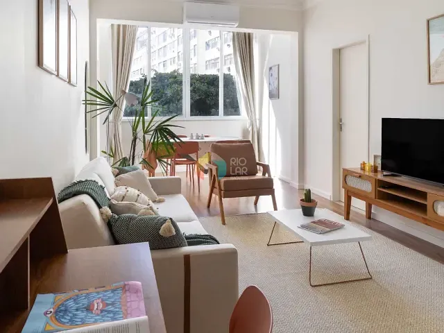 Apartamento com 84m² 2 quartos e 2 banheiros, à venda, no bairro Copacabana em Rio de Janeiro