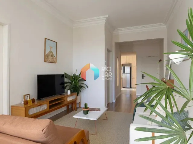 Apartamento com 84m² 2 quartos e 2 banheiros, à venda, no bairro Copacabana em Rio de Janeiro
