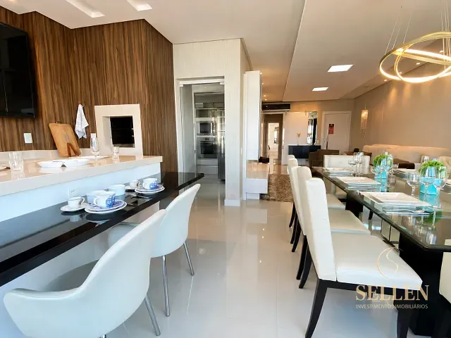 Apartamento 3 quartos e 2 banheiros, à venda ou para alugar, no bairro Centro em Balneário Camboriú