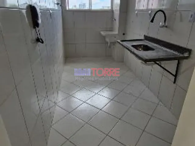 Apartamento 2 quartos e 2 banheiros, à venda, no bairro Lomanto Júnior em Itabuna