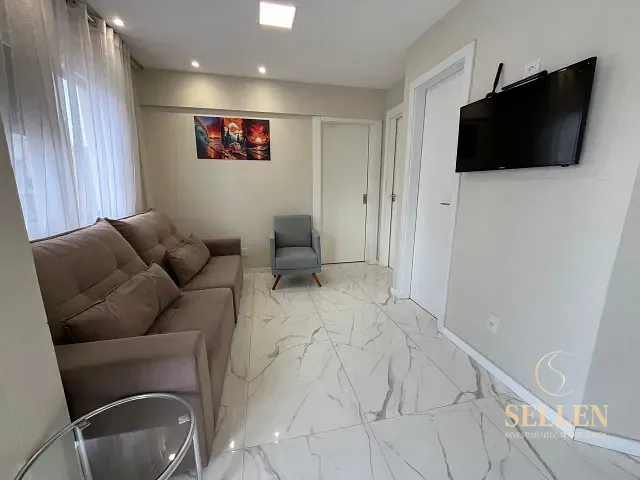 Apartamento 2 quartos e 2 banheiros, para alugar, no bairro Nações em Balneário Camboriú