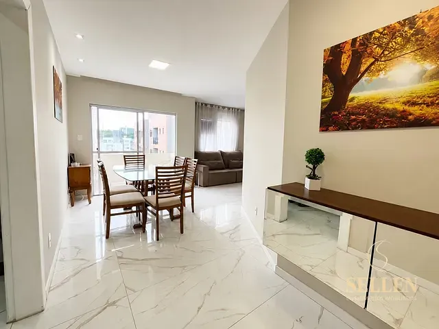 Apartamento 2 quartos e 2 banheiros, para alugar, no bairro Nações em Balneário Camboriú