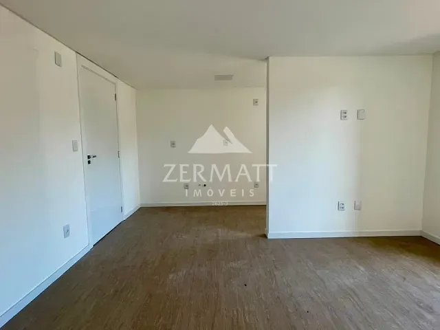 Apartamento 2 quartos e 2 banheiros, para alugar, no bairro Água Verde em Blumenau
