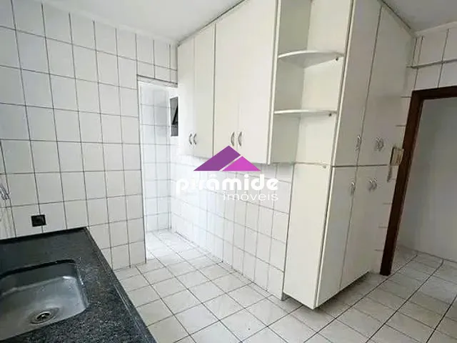 Apartamento com 145m² 4 quartos e 2 banheiros, à venda, no bairro Vila Paulista em Taubaté