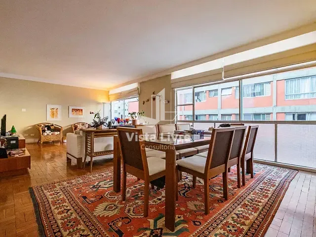 Apartamento com 170m² 3 quartos e 2 banheiros, à venda, no bairro Cerqueira César em São Paulo