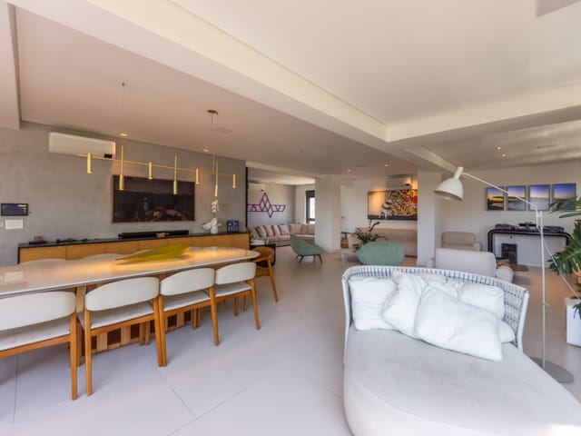 Apartamento com 270m² 4 quartos e 6 banheiros, à venda, no bairro Chácara Santo Antônio em São Paulo