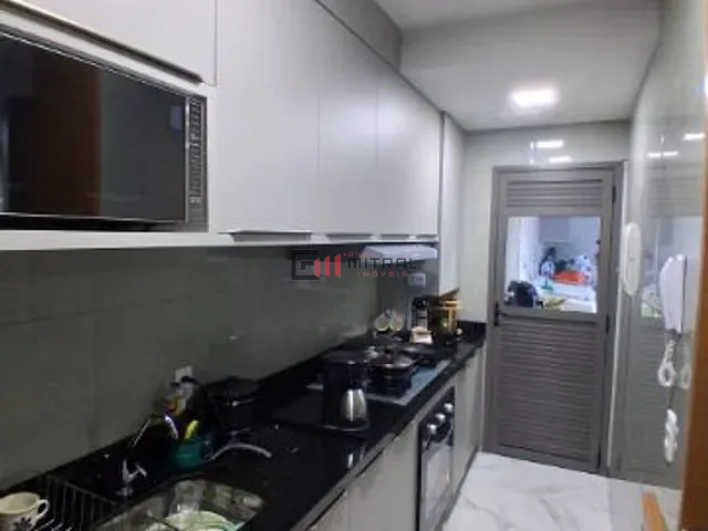 Apartamento 2 quartos e 2 banheiros, à venda, no bairro Centro em Londrina