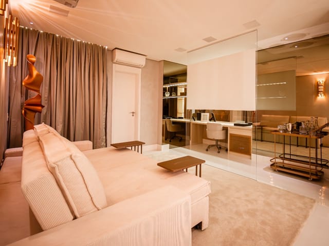 Apartamento com 300m² 4 quartos e 6 banheiros, à venda, no bairro Vila Olímpia em São Paulo