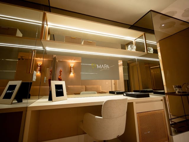 Apartamento com 300m² 4 quartos e 6 banheiros, à venda, no bairro Vila Olímpia em São Paulo