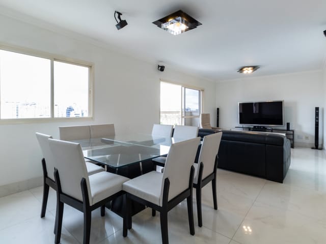 Apartamento com 150m² 3 quartos e 5 banheiros, à venda, no bairro Moema Pássaros em São Paulo