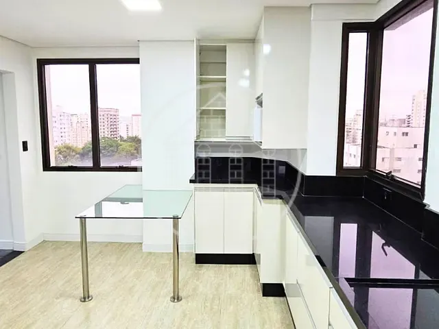 Apartamento com 210m² 3 quartos e 5 banheiros, à venda, no bairro Perdizes em São Paulo