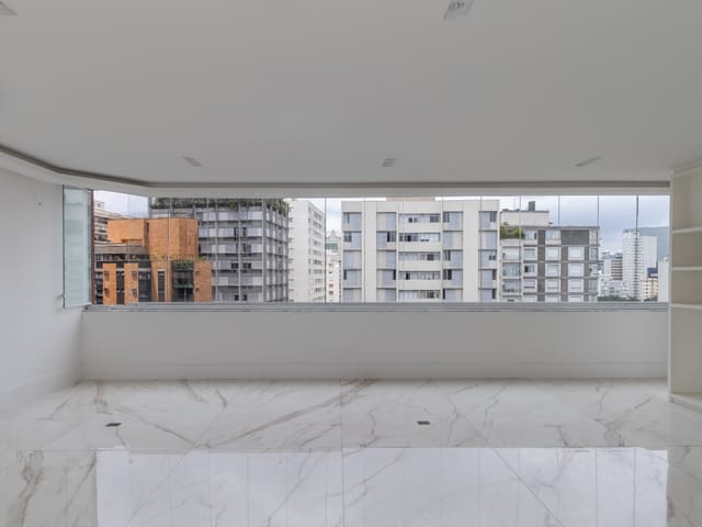 Apartamento com 265m² 3 quartos e 4 banheiros, à venda, no bairro Higienópolis em São Paulo