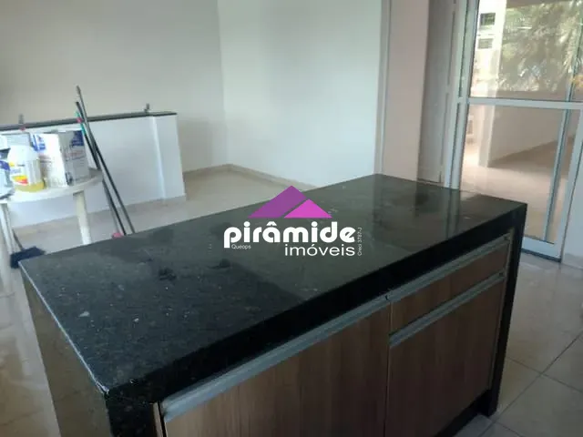 Apartamento com 106m² 2 quartos e 2 banheiros, à venda, no bairro Varadouro em São Sebastião