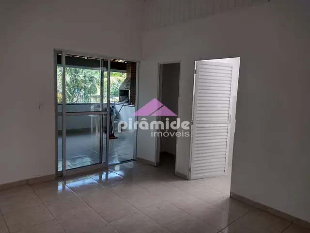 Apartamento com 106m² 2 quartos e 2 banheiros, à venda, no bairro Varadouro em São Sebastião