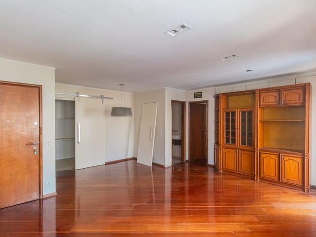 Apartamento com 80m² 2 quartos e 3 banheiros, à venda, no bairro Moema em São Paulo