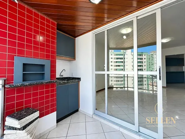 Apartamento 3 quartos e 2 banheiros, à venda, no bairro Centro em Balneário Camboriú