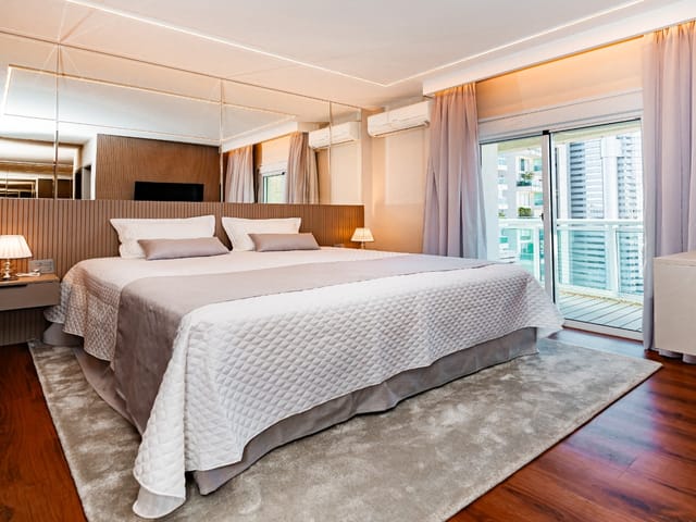 Apartamento com 165m² 2 quartos e 3 banheiros, à venda, no bairro Cidade Monções em São Paulo
