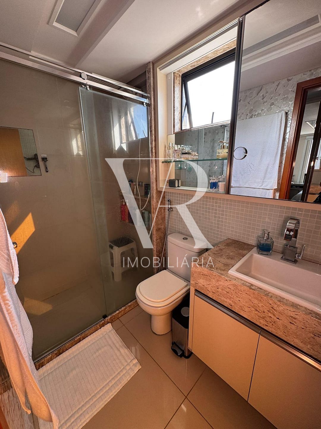 Apartamento à venda com 3 quartos, 127m² - Foto 10
