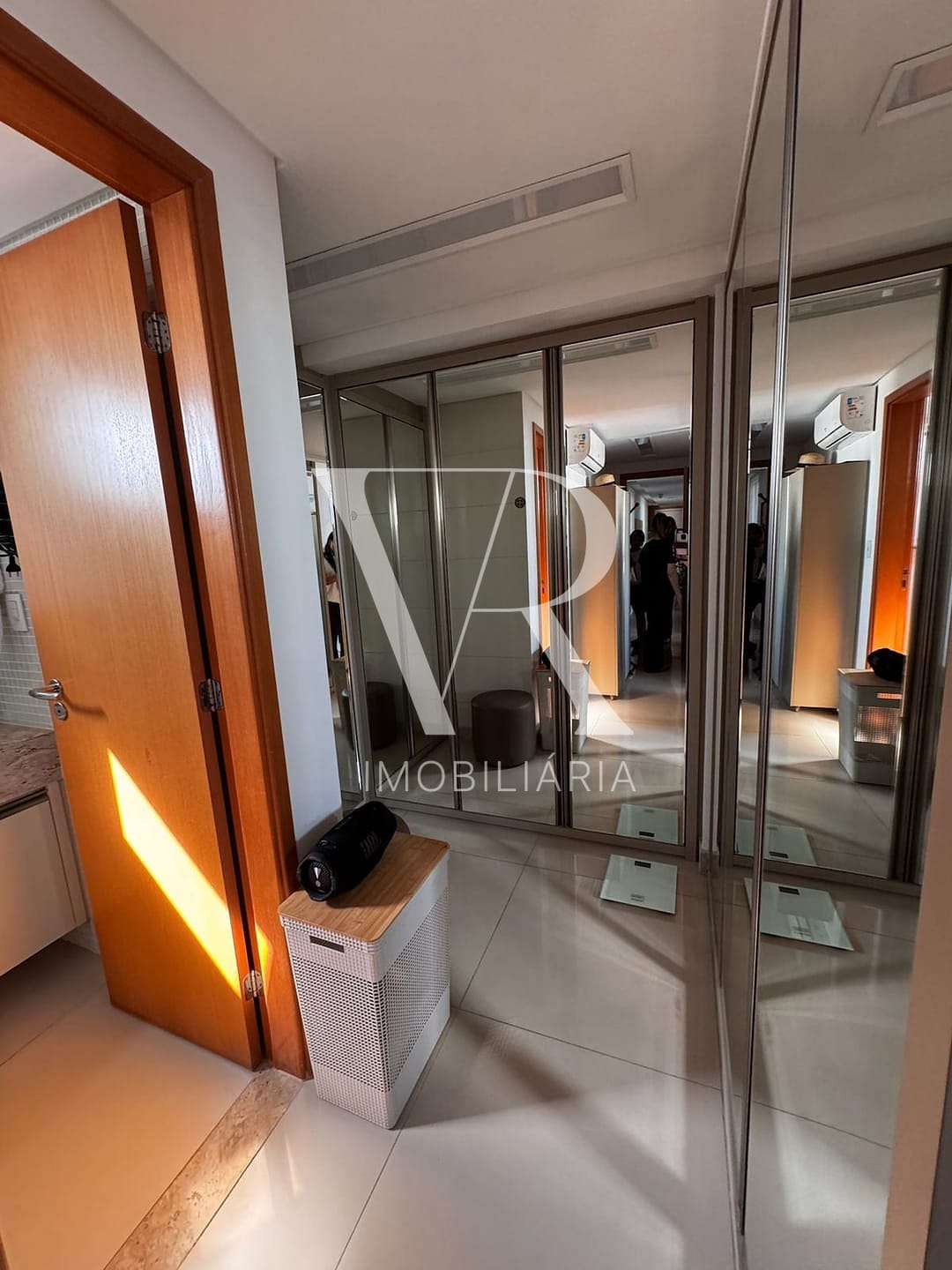 Apartamento à venda com 3 quartos, 127m² - Foto 8