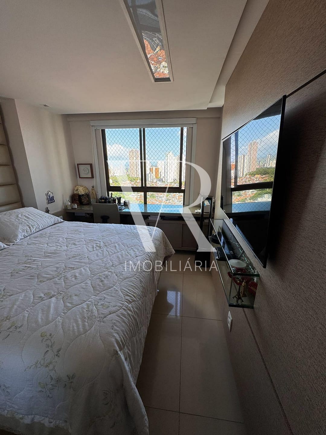 Apartamento à venda com 3 quartos, 127m² - Foto 3
