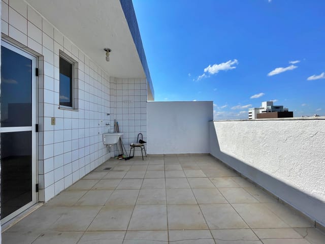Foto do Apartamento - Cobertura para locação com 2 quartos, armários e duas vagas cobertas, Itapoã, Belo Horizonte, MG | Deltalar Imóveis