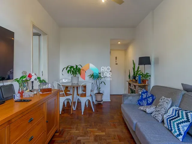 Apartamento com 80m² 2 quartos e 1 banheiro, à venda, no bairro Botafogo em Rio de Janeiro