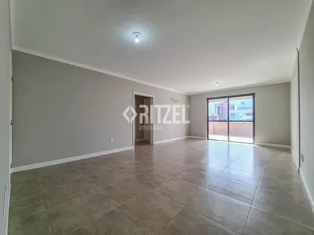 Apartamento 3 quartos e 3 banheiros, para alugar, no bairro Hamburgo Velho em Novo Hamburgo