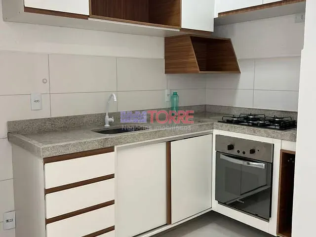 Apartamento com 71m² 2 quartos e 2 banheiros, para alugar, no bairro Nossa Senhora da Vitória em Ilhéus