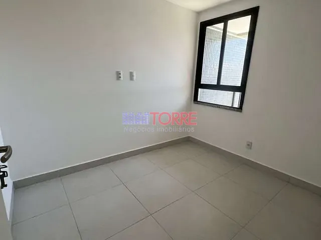 Apartamento com 71m² 2 quartos e 2 banheiros, para alugar, no bairro Nossa Senhora da Vitória em Ilhéus