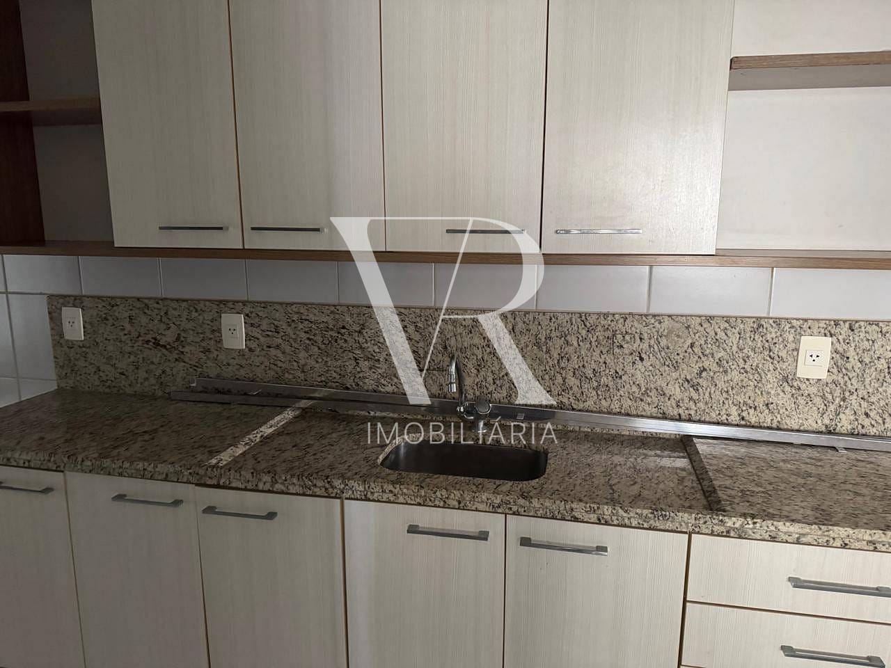 Apartamento à venda com 4 quartos, 164m² - Foto 11