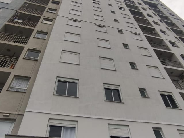 Apartamento 3 quartos e 2 banheiros, à venda, no bairro De Lazzer em Caxias do Sul